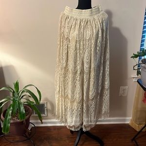 Ashley Stewart beige lace maxi skirt lined with elastic waistband size 14/16